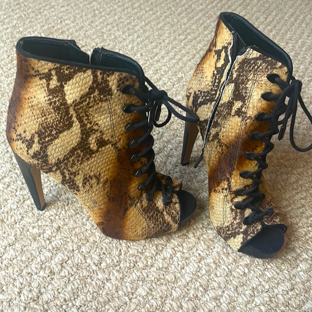 Sam Edelman Sz 7. Animal print, open toe, original calf fur heeled booties.